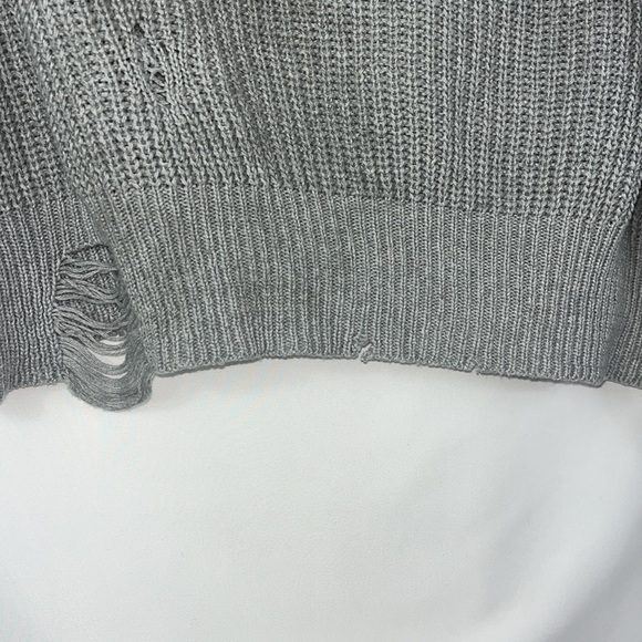 NWT Rumored distressed oversized slouchy cropped popover vneck sweater Sz S - Picture 7 of 9